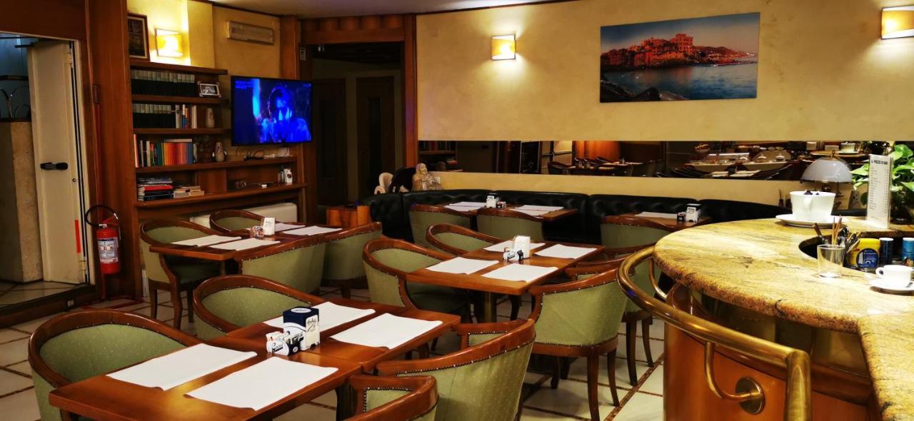 New Alexander Hotel Генуя Экстерьер фото