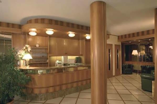 New Alexander Hotel Генуя Экстерьер фото